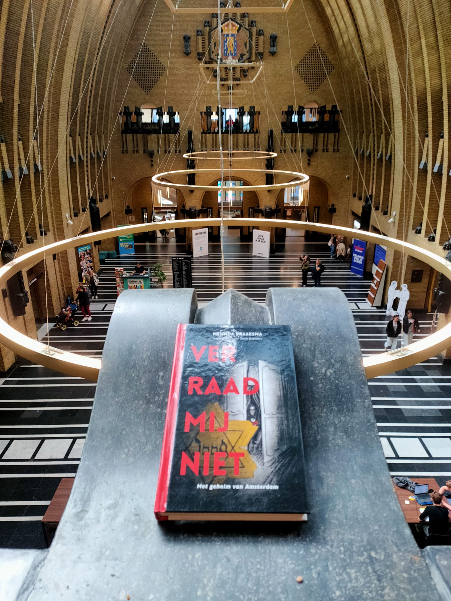 Verraad Mij Niet expositie